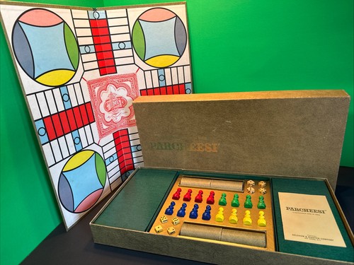 Complete 1967 parcheesi - 1967,